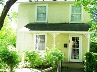 24 S Calhoun St, Warrenton, VA 20186