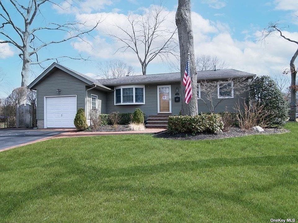 11 Karen Drive, Sayville, NY 11782 Zillow