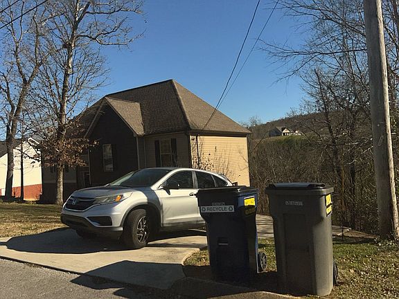 2nd image of 334 Cleo Cir