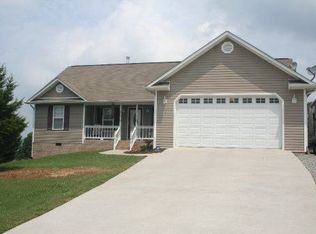 115 Smoky View Ln, Madisonville, TN 37354