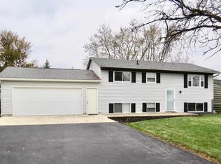 1032 London Rd, West Jefferson, OH 43162