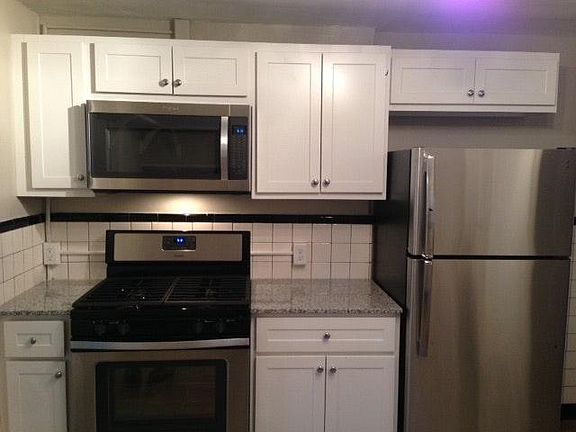 Kitchen with new cabinets, appliances and granite counters