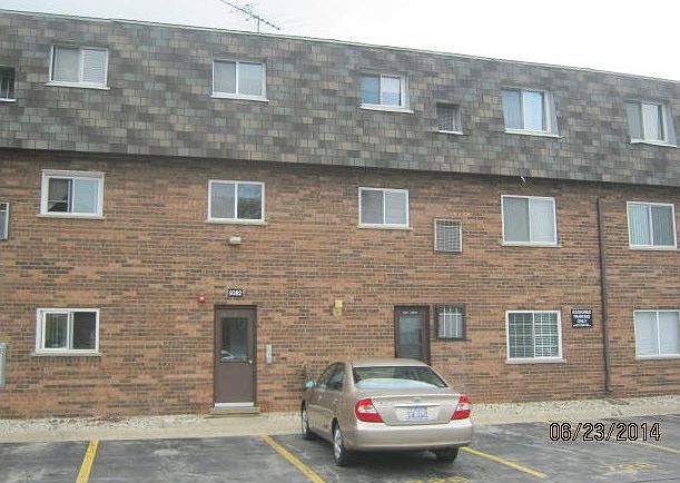 1st image of 9392 Bay Colony Dr APT 2N