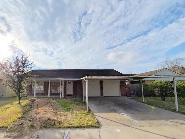 1312 Zapp Ln, Pasadena, TX 77502