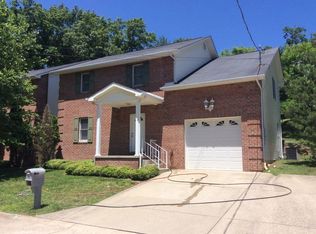 3 Seneca Ct, Huntington, WV 25705
