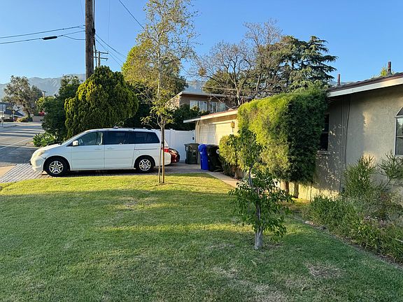2nd image of 2547 Fairmount Ave