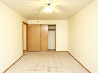 1610-1620 W 7th St S #24, Newton, IA 50208
