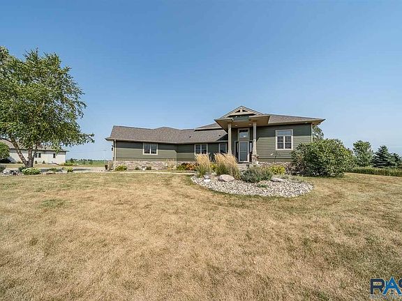 2nd image of 27170 Bakker Pl