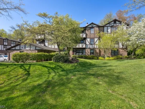 22B Heritage Dr #B, Chatham Twp., NJ 07928