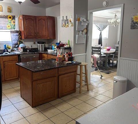 3rd image of 2206 S 5th PLACE