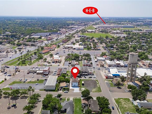 5th image of 208 S Kansas Ave