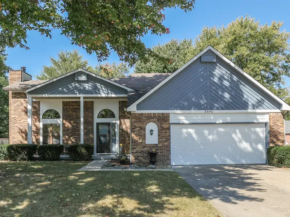 8640 Count Turf Ct, Indianapolis, IN 46217