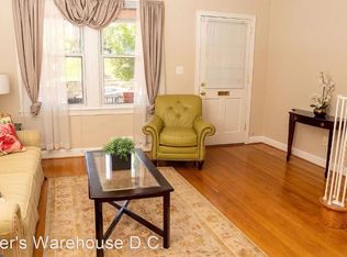3924 R St SE, Washington, DC 20020