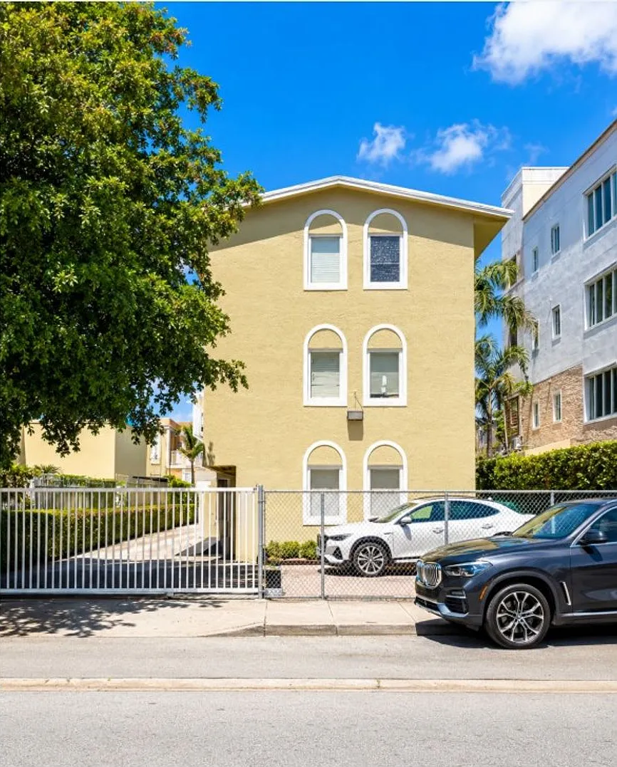 224 SW 4 Ave | Downtown Miami (Flagler area / west side of CBD) — Photo 3