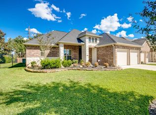 5050 Westchester Dr, Weston Lakes, TX 77441