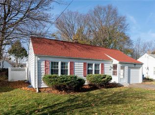 380 Circular Ave, Hamden, CT 06514