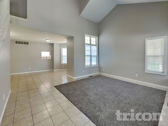 2nd image of 3217 Muriel Pl