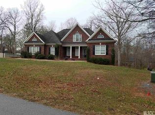 206 9th St NE, Conover, NC 28613