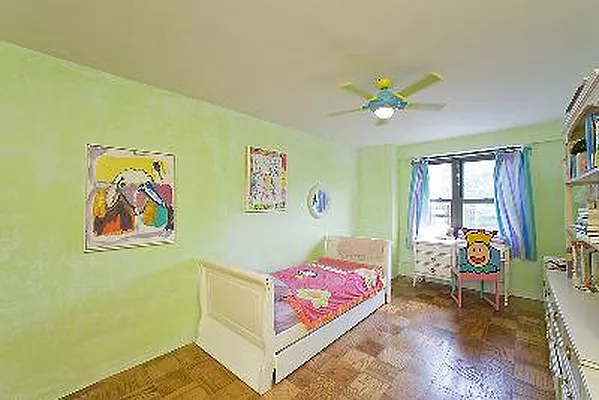 Rented by Corcoran | media 14