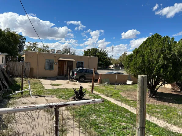 1200 Wilmoore Dr SE, Albuquerque, NM 87106