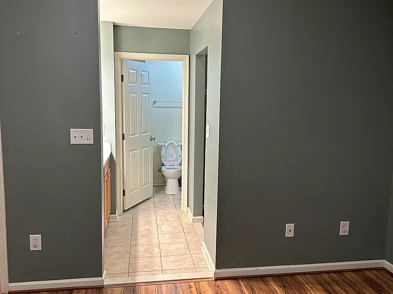 7726 Heathers Ln — Photo 10