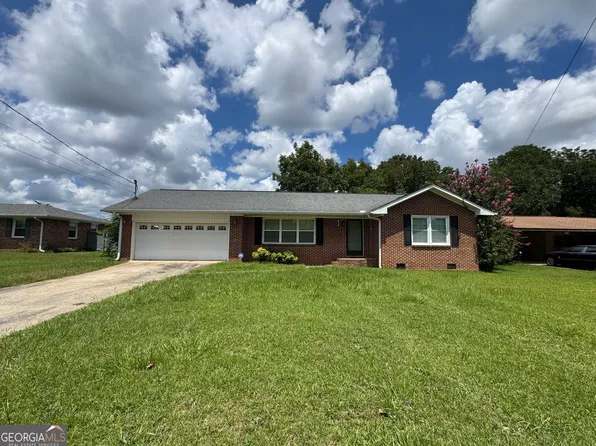 209 Todd Cir, Warner Robins, GA 31088