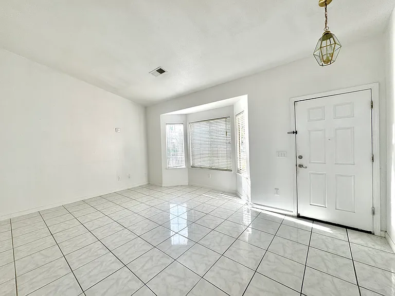2561 Goldeneye Dr — Photo 7
