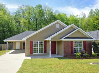 694 Mill Pond Dr, Phenix City, AL 36870