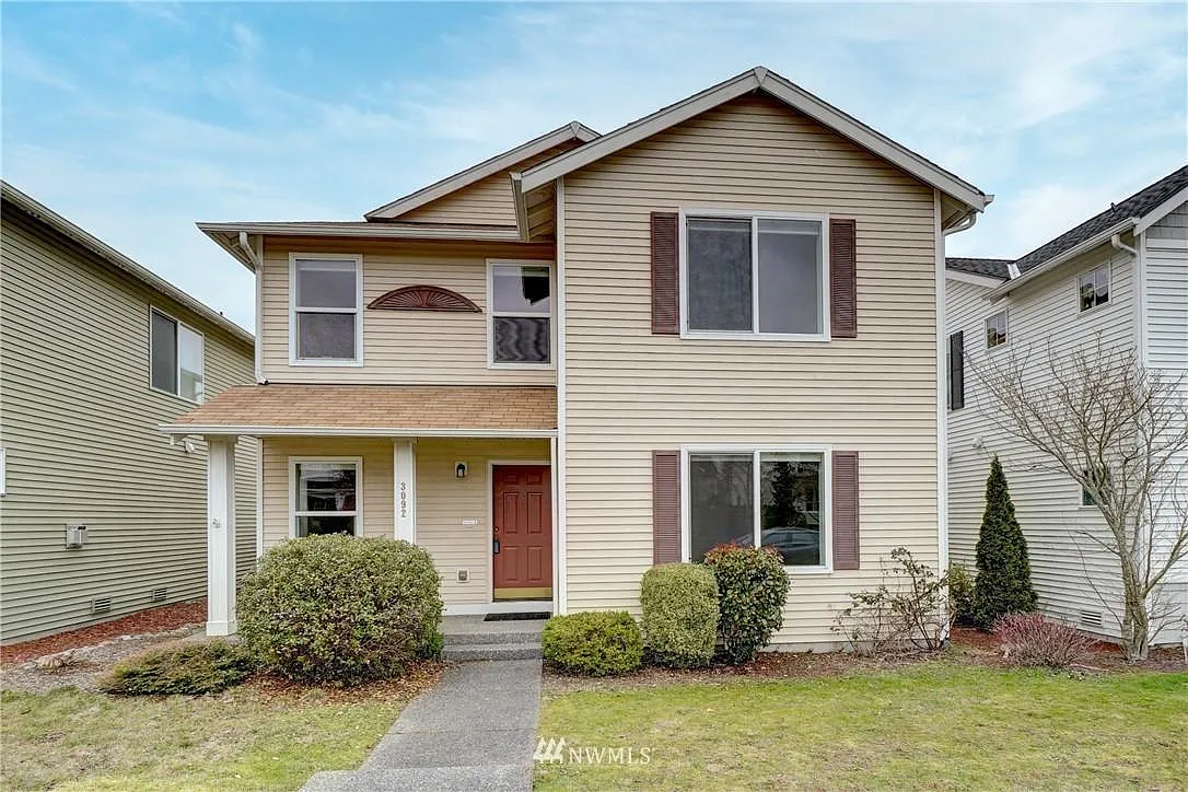 4 bed, 2332 sqft, $2,840 — Photo 1