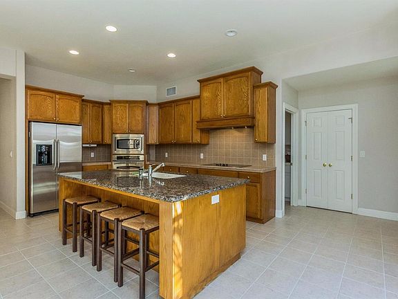 3rd image of 8595 N Backer Ave