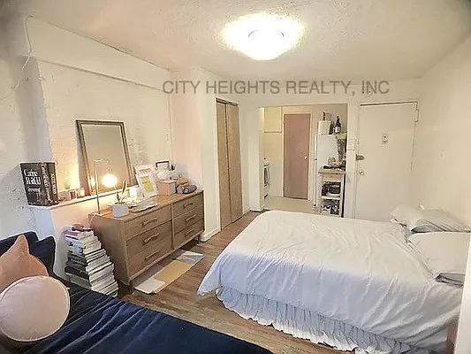 Rented by City Heights Realty | media 2