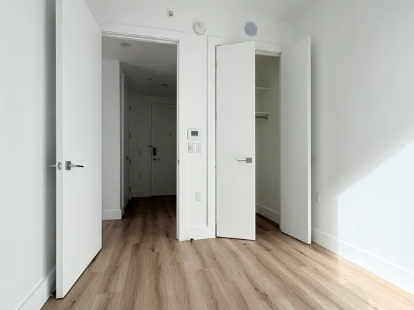 228 East 135th Street image 7 of 18