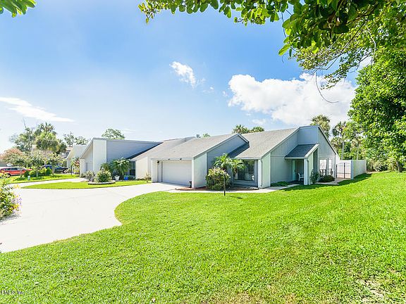 2nd image of 2407 Brittany Ct