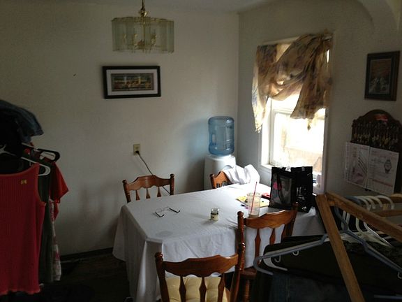 3rd image of 6409 S Fife St
