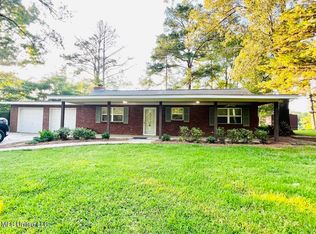 110 Cedar Point, Florence, MS 39073