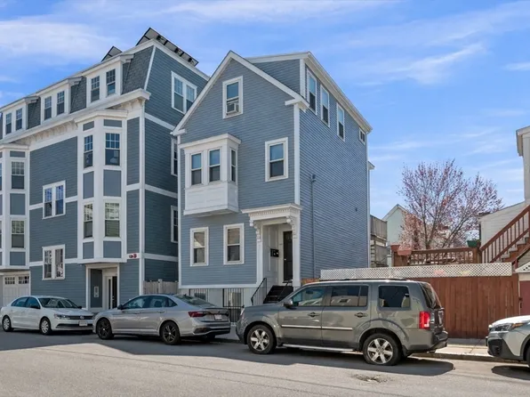 139 W 6th St #1, South Boston, MA 02127