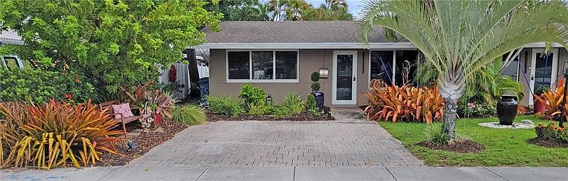 1st image of 3660 8th Ave
