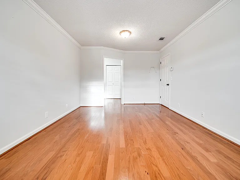 3028 Owendale Dr — Photo 25