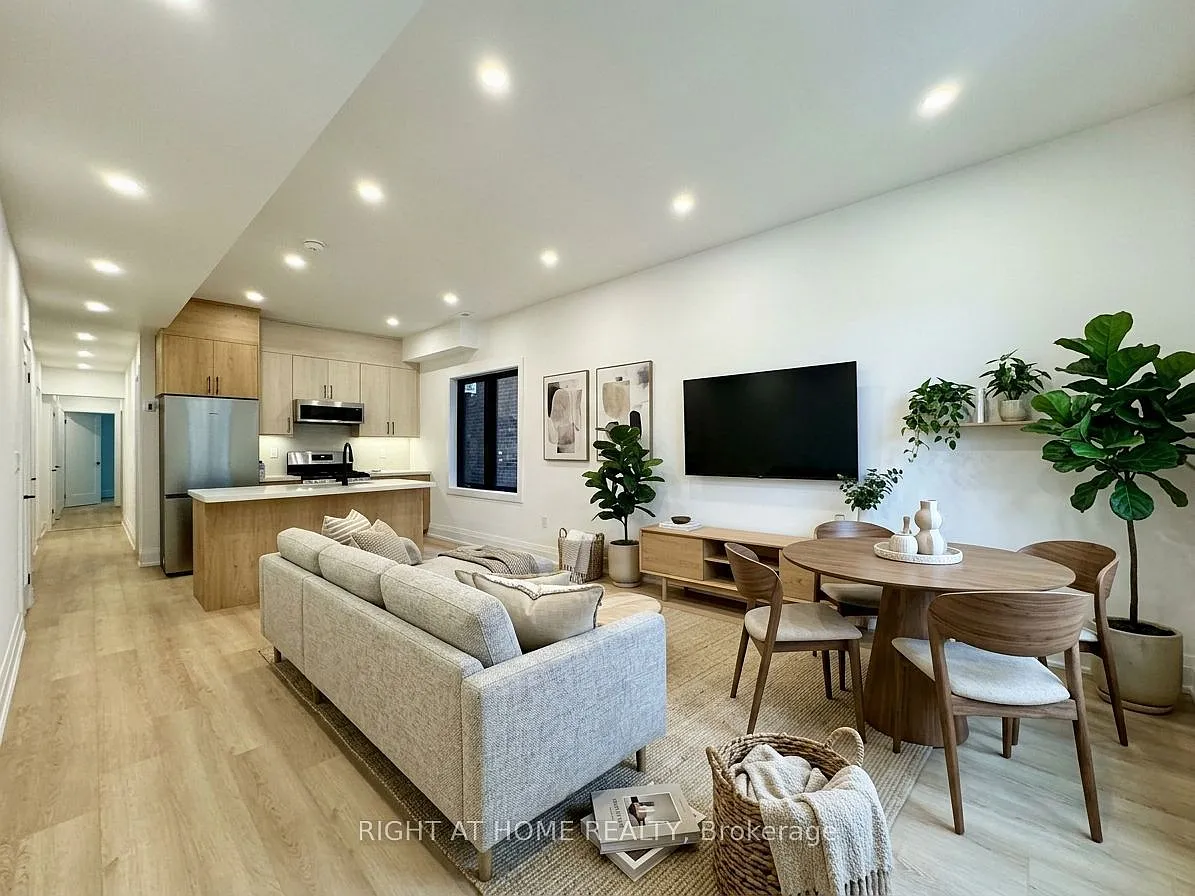 3 bed, $3,100 — Photo 1
