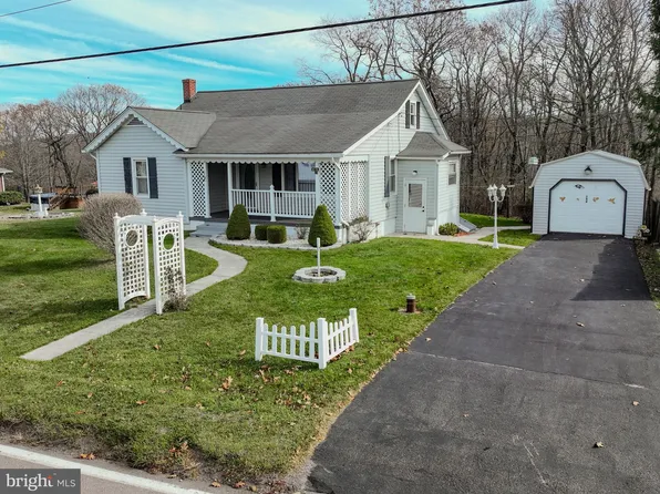 394 Finzel Rd, Frostburg, MD 21532