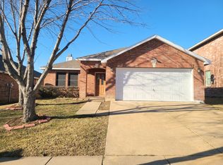 8004 Stowe Springs Ln, Arlington, TX 76002