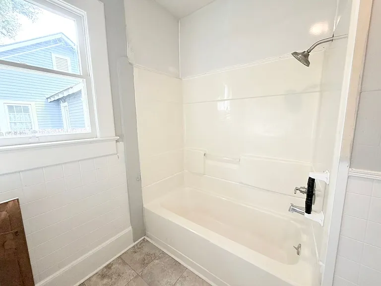 526 Evangeline Dr — Photo 8