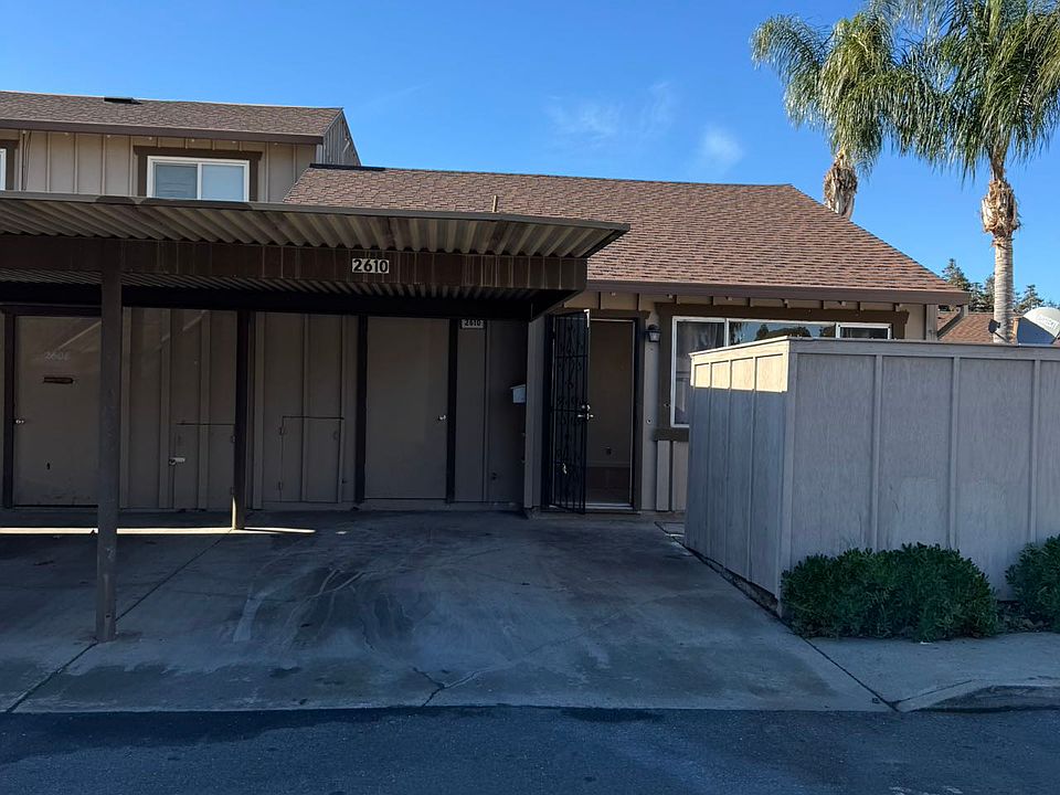 1st image of 2610 Fairmont Ln