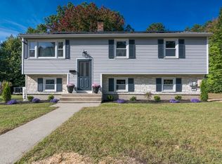 23 Sunset Dr, Turners Falls, MA 01376