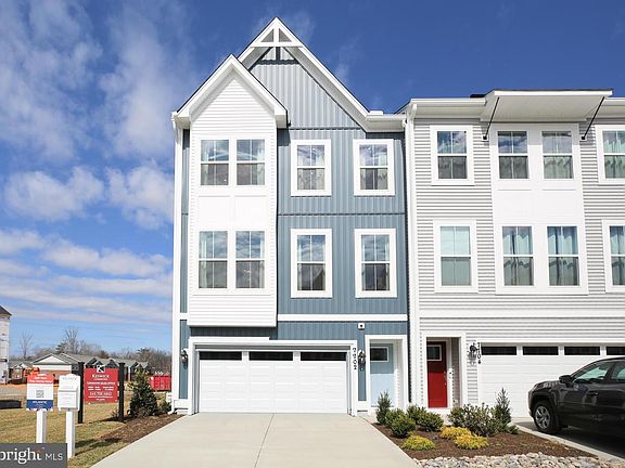 2nd image of 7724 Harlow Cir