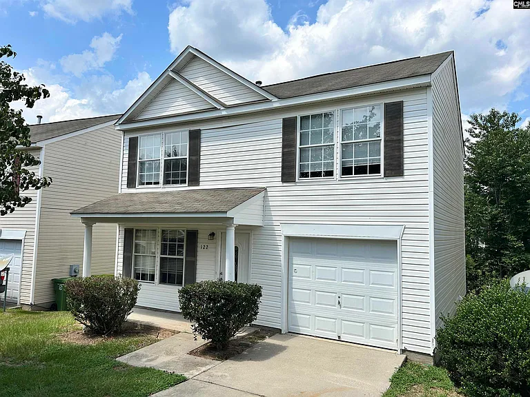 122 Curvewood Rd — Photo 1