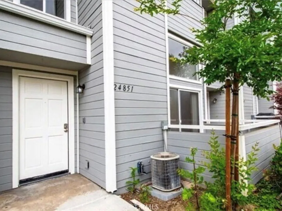 24851 Nueva Vista Dr