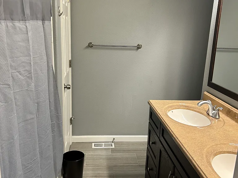 Primary en suite