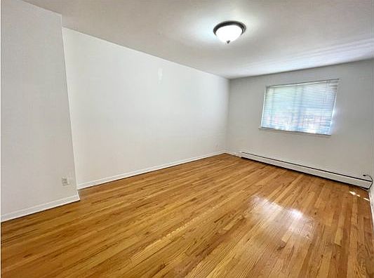 5th image of 23-26 42nd St #2C