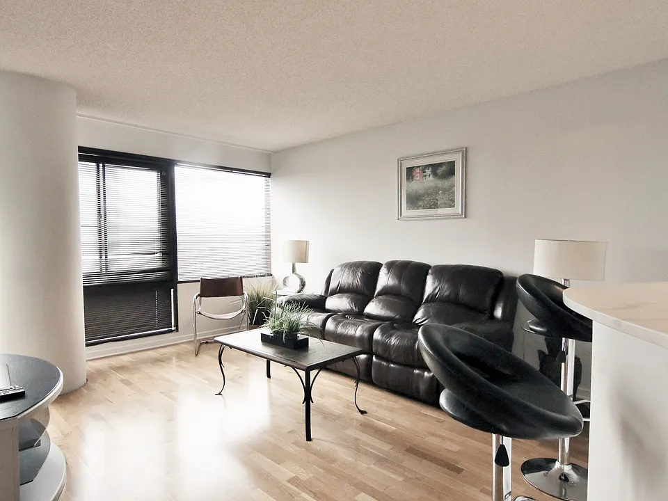 127 Greyrock Pl #1507